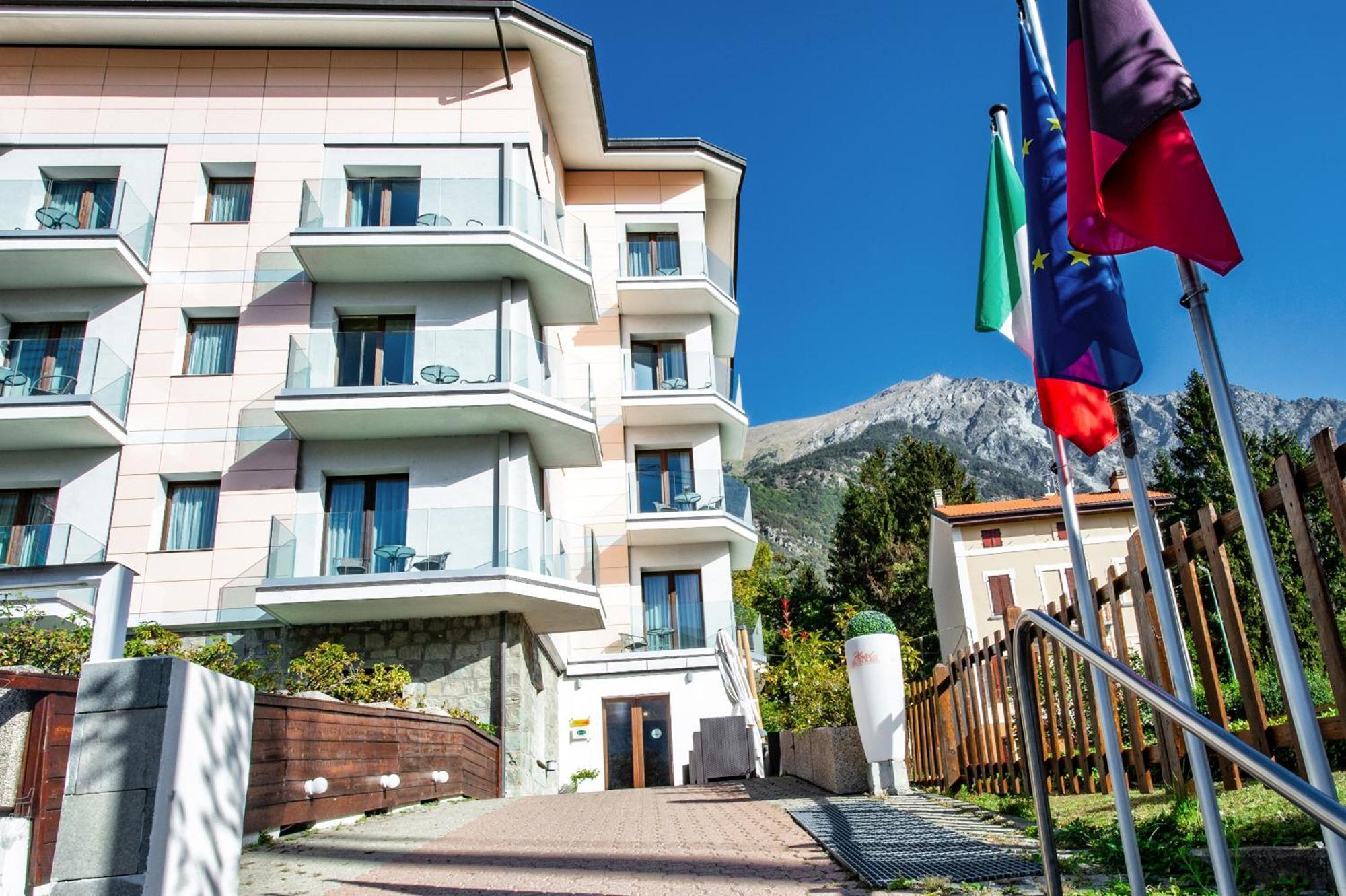 Hotel Au Soleil Saint-Vincent Exterior photo
